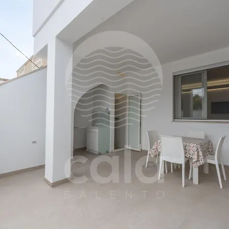 Alba - A 13 M By Cala Salento Feriehus *